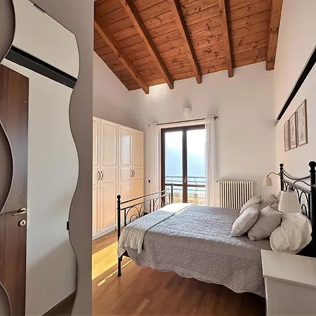 Tatil Evi Chiaro Di Luna - Carate Urio